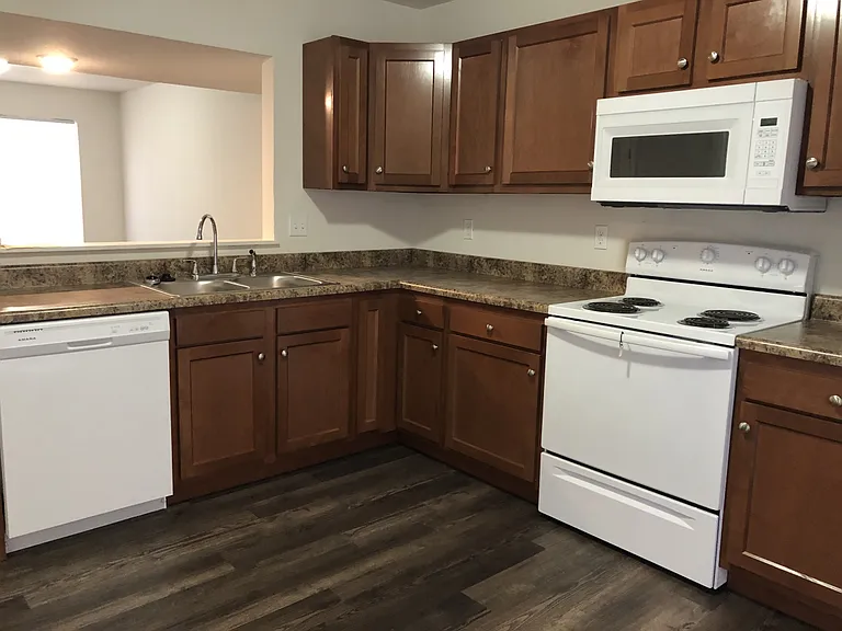 2539 Vienna Rd — Photo 5