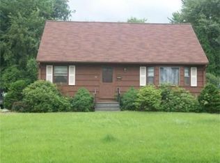 73 Brookline Ave, West Springfield, MA 01089