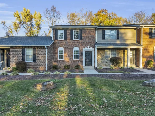 1202 Massman Dr, Nashville, TN 37217