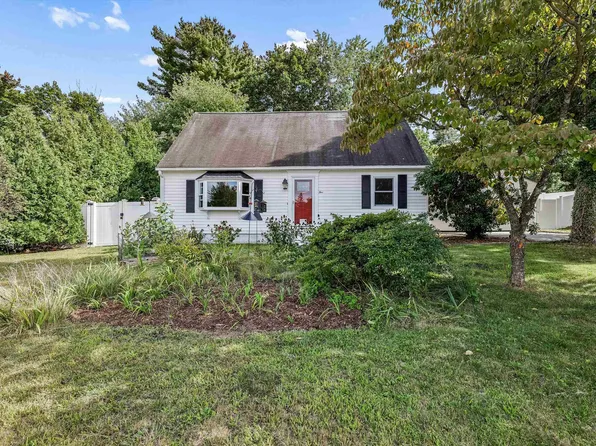 4 Cheyenne Drive, Nashua, NH 03063