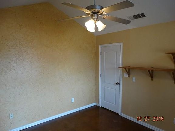 2nd image of 702 Dickerson Cir