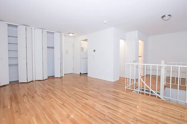 Rented by Avenues Real Estate | media 3