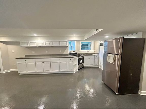 2nd image of 4736 N Spaulding Ave