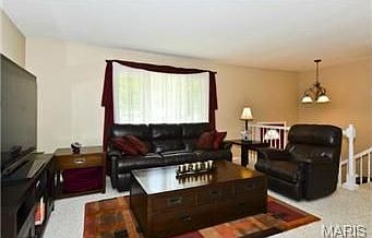 4th image of 12488 Glengate Dr