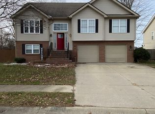 2162 Sumpter Trl, Columbus, IN 47203