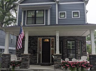 671 Bird Ave, Birmingham, MI 48009