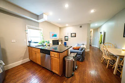 40 Evergreen St #1
