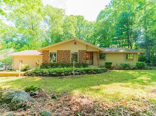 54 Timber Ln, Avon, CT 06001