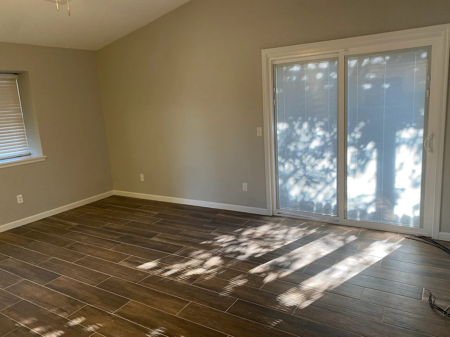 2 bed, 973 sqft, $1,500 — Photo 4