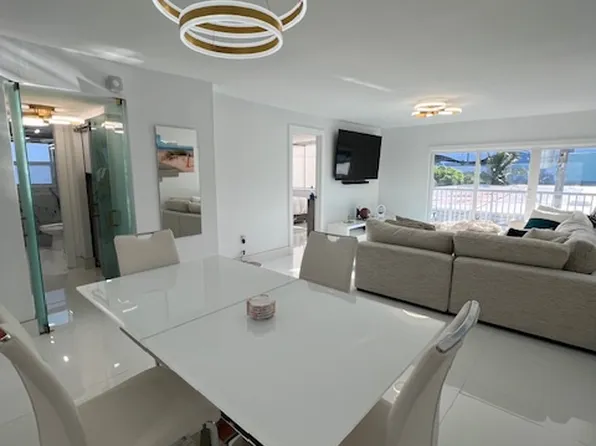 6855 Abbott Ave APT 303, Miami Beach, FL 33141