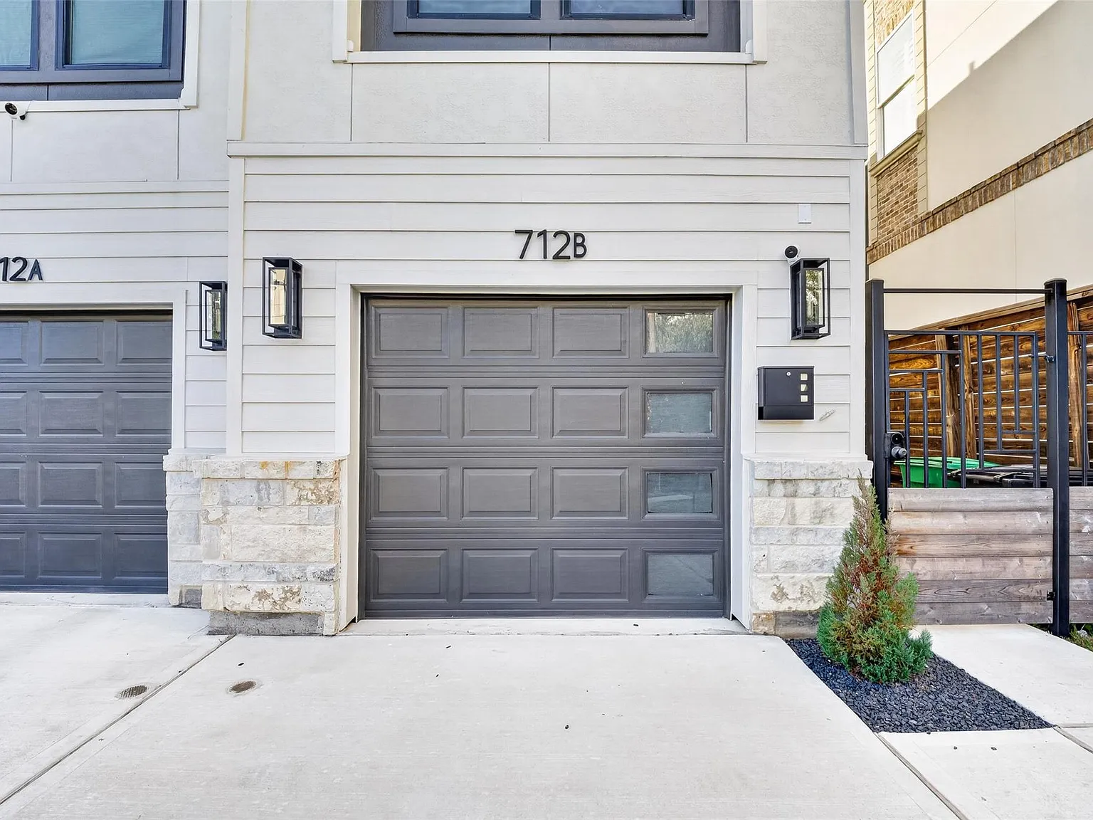 3 bed, 2.5 bath, 1926 sqft, $3,000 — Photo 3