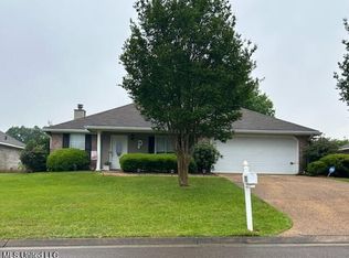 810 Pin Oak Pl, Pearl, MS 39208