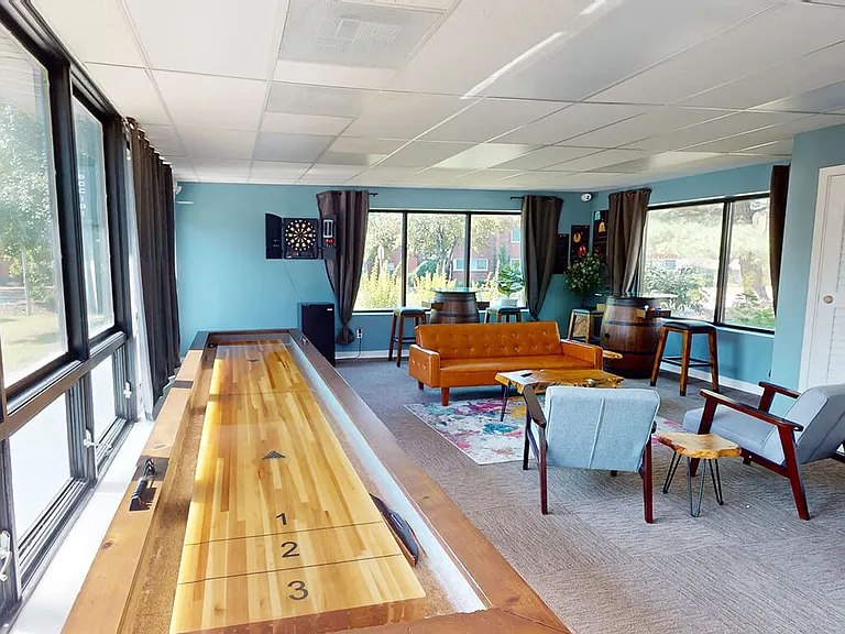 The District — Photo 8