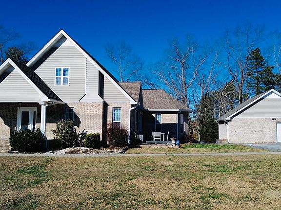 2nd image of 90 Howington Ln