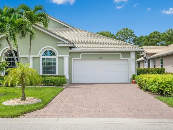 590 NW Red Pine Way, Jensen Beach, FL 34957