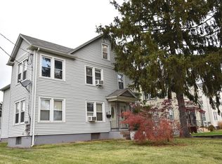 121 Cambridge St, West Hartford, CT 06110