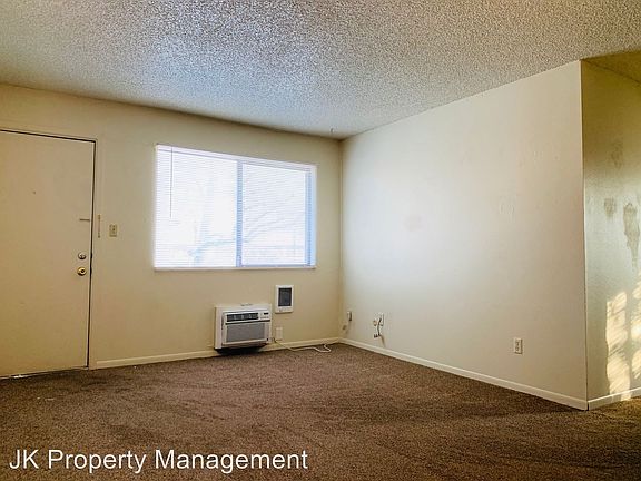 2nd image of 700 2nd Ave S APT 5