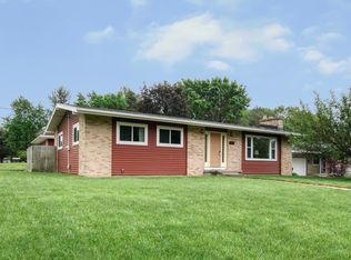 2870 Leelanau Dr NE, Grand Rapids, MI 49525