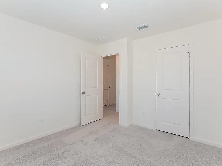 2567 Coventry St SW — Photo 10
