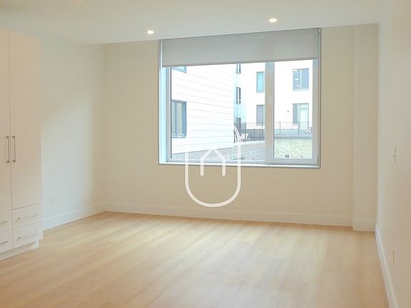 2nd image of 1112 Harrison Ave