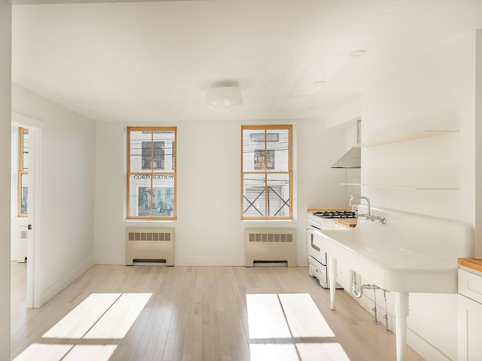 1st image of 171 Liberty St Floor 2