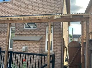5147 Oscar Peterson Blvd, Mississauga, ON L5M7W4