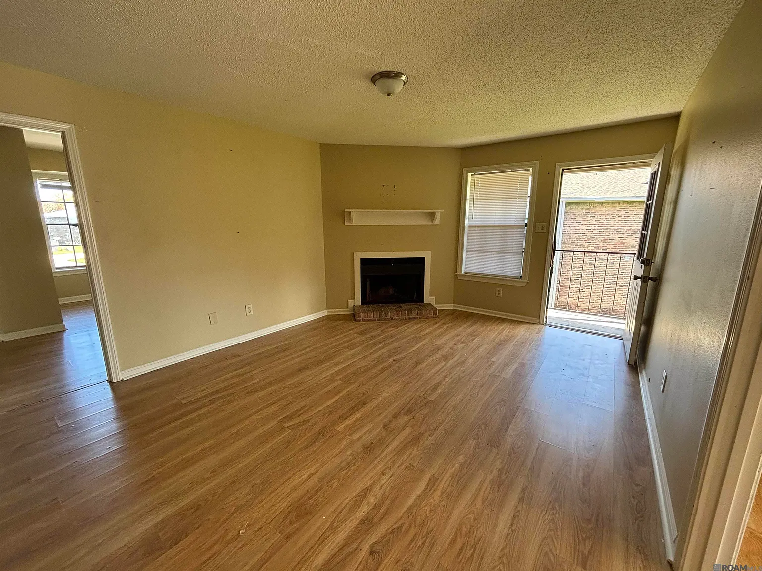 2 bed, 850 sqft, $850 — Photo 3