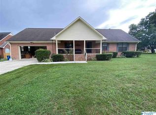 1758 Friendship Rd, Arab, AL 35016