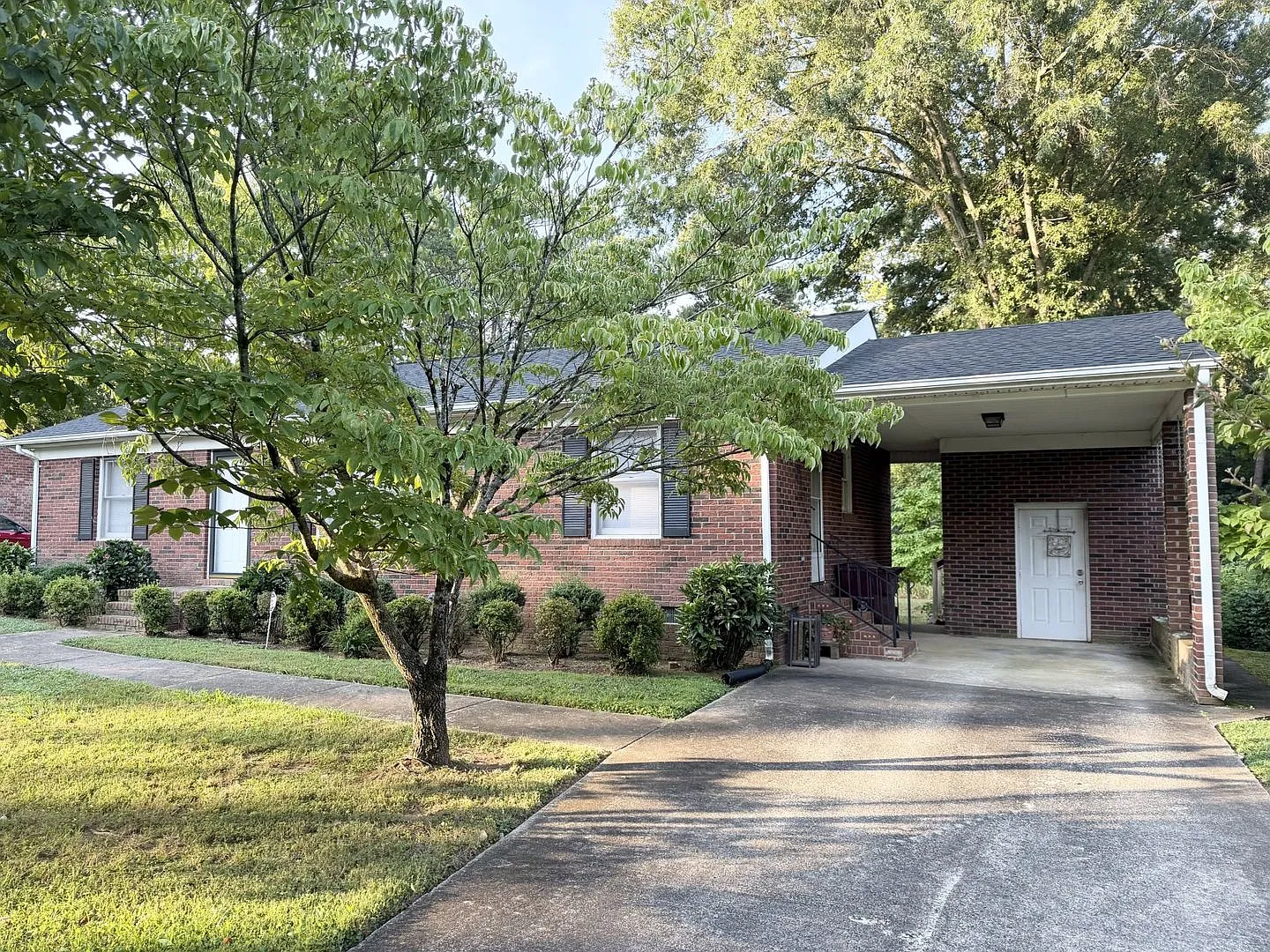 Established Neighborhood - 3 Bedroom/1 Bath Brick Ranch Home - Gas Fireplace - Large Backyard - S... — Photo 2