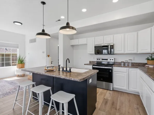 1504 N June St, Saratoga Spgs, UT 84043