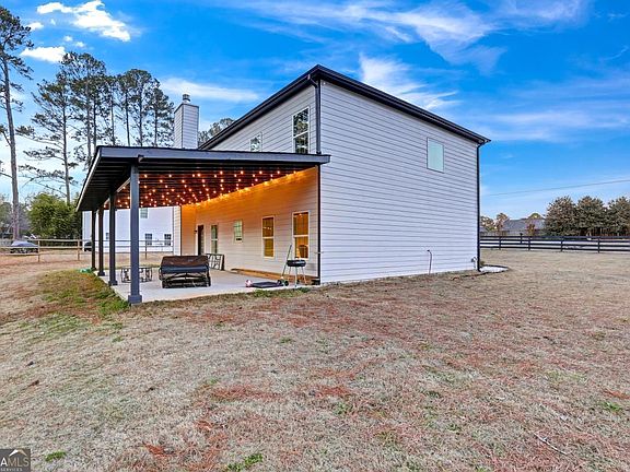 4th image of 403 Corinth Church Rd