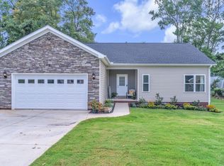 118 W Belvedere Rd, Greenville, SC 29605