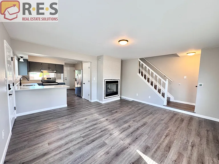 1330 Terry St — Photo 6