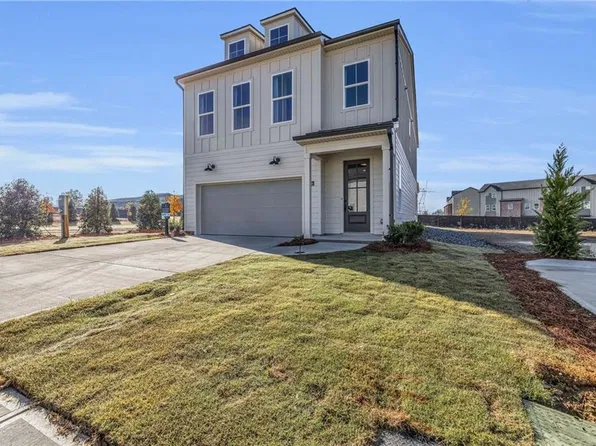 2285 Fern Cir, Alpharetta, GA 30076