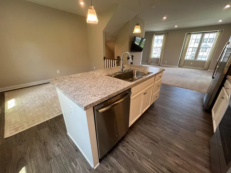 1903 Spearfish Ct — Photo 49