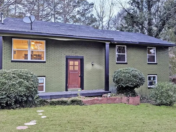 8154 Tudor Dr, Jonesboro, GA 30238