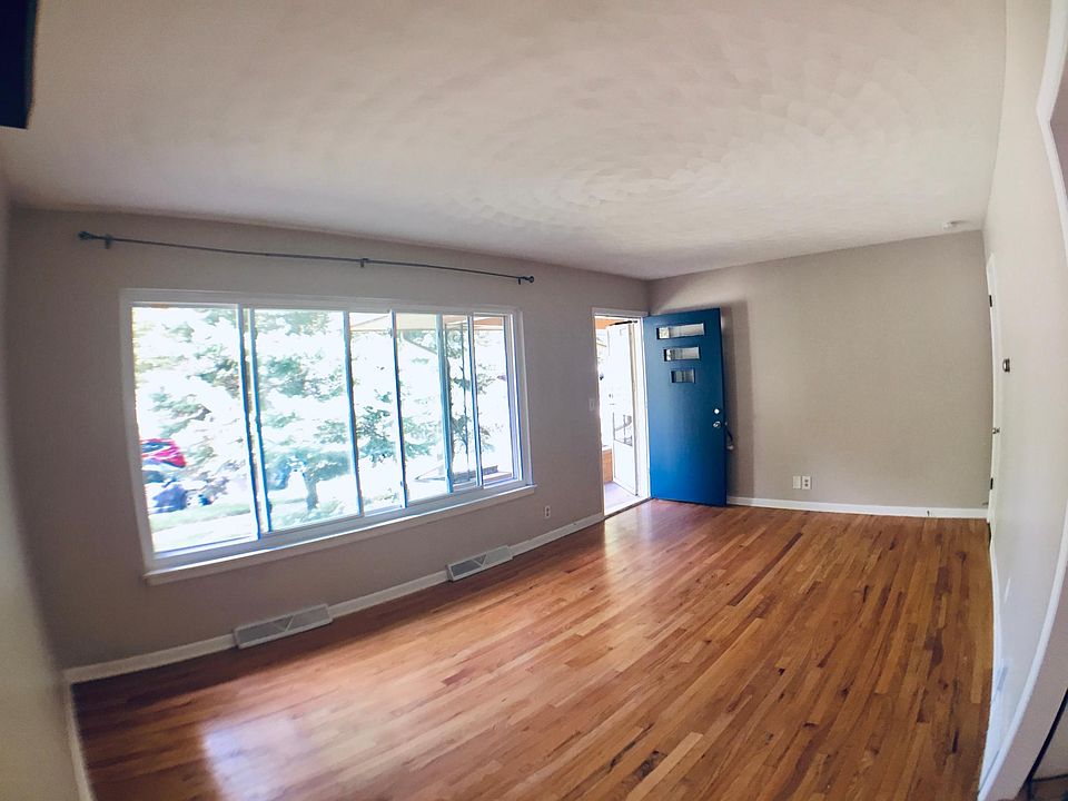 1st image of 1513 Diamond Ave NE