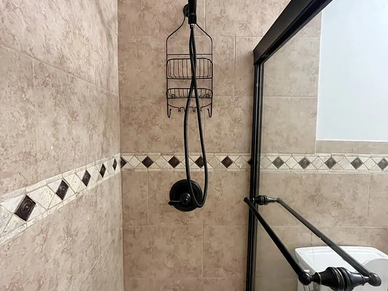 133 Seemans Ln #7 — Photo 7
