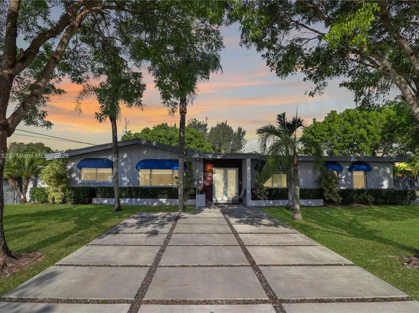 14600 SW 87th Ct, Palmetto Bay, FL 33176