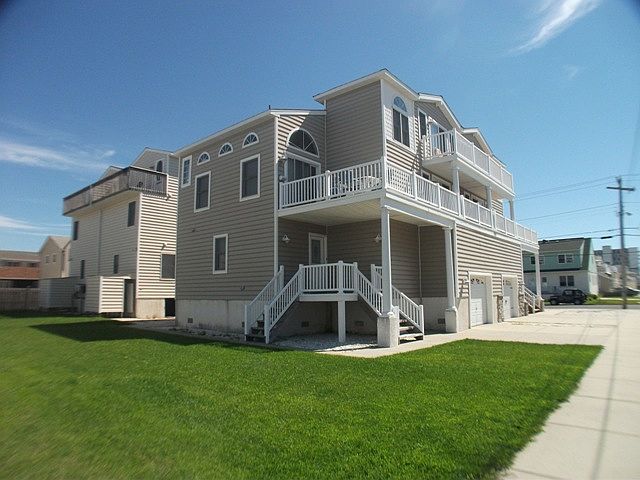 1st image of 205 38th St #W