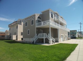205 38th St #W, Sea Isle City, NJ 08243