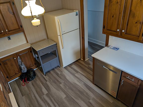 4th image of 14 Elmer St