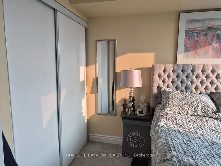 25 Greenview Ave #715 — Photo 11