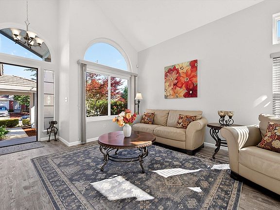 3rd image of 4109 Isabella Ct