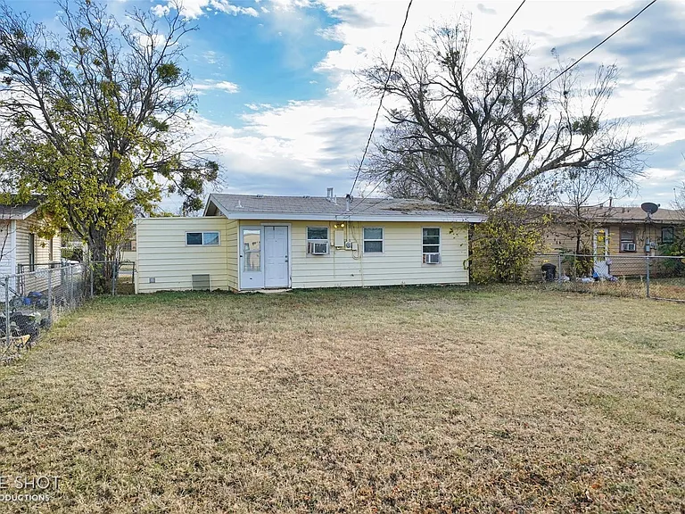 1234 S Crockett Dr — Photo 30