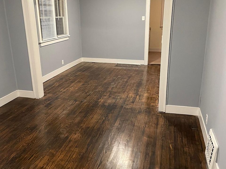 2nd image of 1246 Bissell St