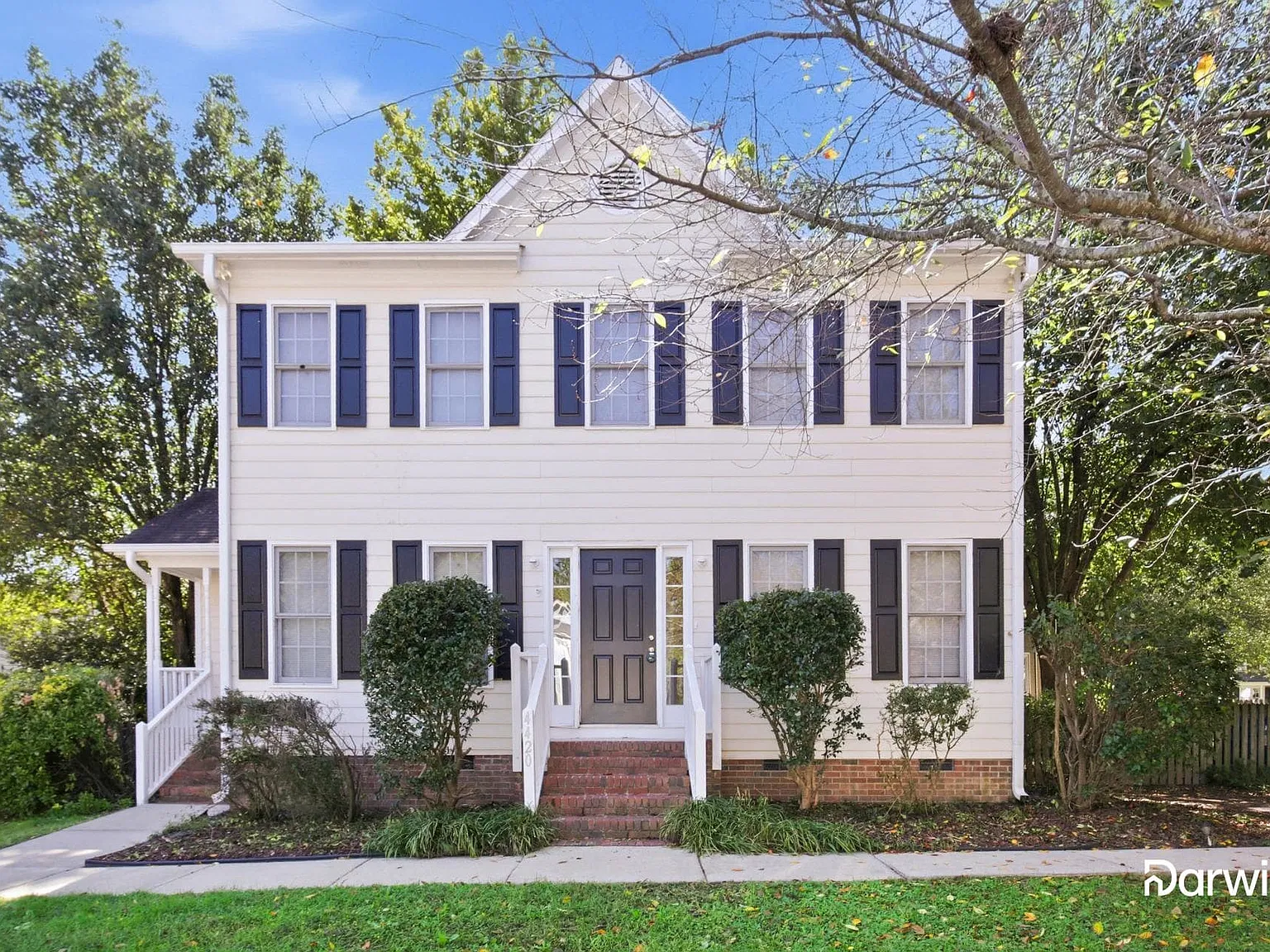 4 bed, 2.5 bath, 1636 sqft, $2,145 — Photo 1