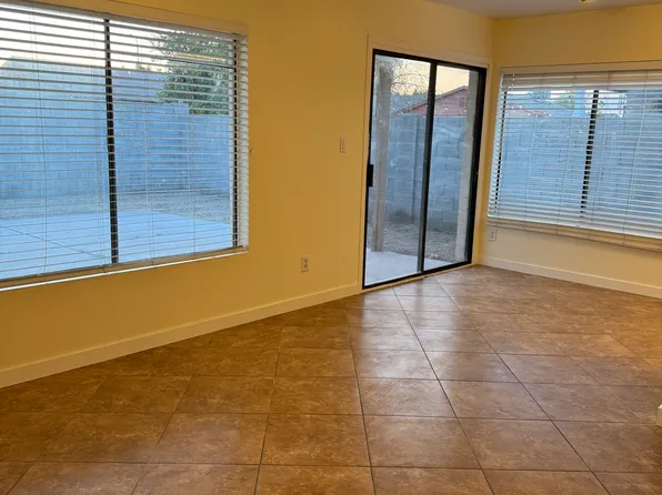 5020 N 69th Ave, Glendale, AZ 85303