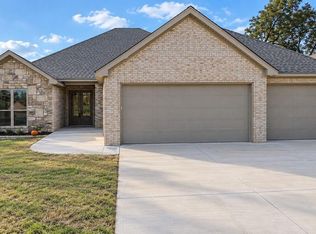 9401 Journey Dr, Sherwood, AR 72120