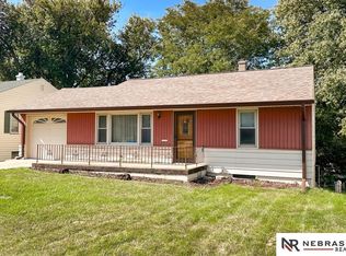 2406 S 46th St, Omaha, NE 68106